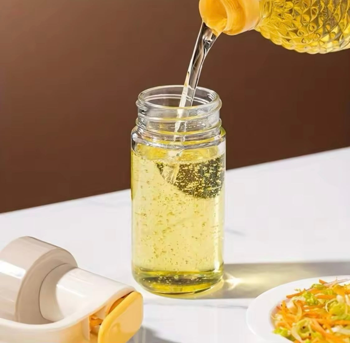 200ML Oil Spray Bottle, Anti-leakage Glass Oil Container, Transparent Kitchen Oil Fancy Bottle