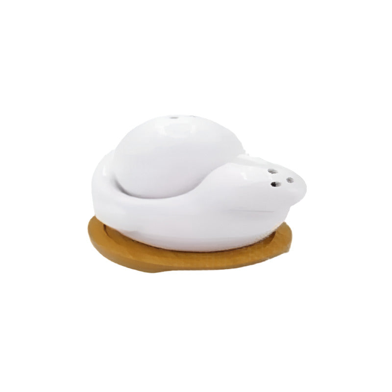 Ceramic Salt N Pepper Set With Snail Tray